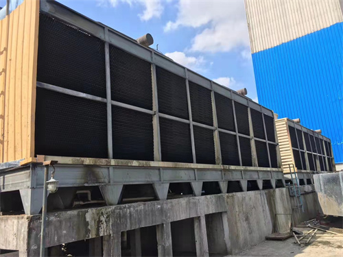 冷卻塔剖面圖(電廠冷卻塔剖面圖)