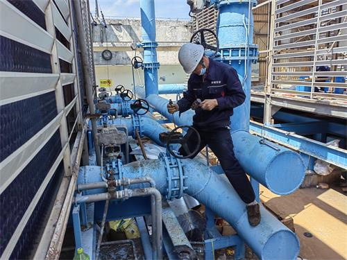 玻璃鋼冷卻塔減速機的主要部件與維護,玻璃鋼冷卻塔減速機