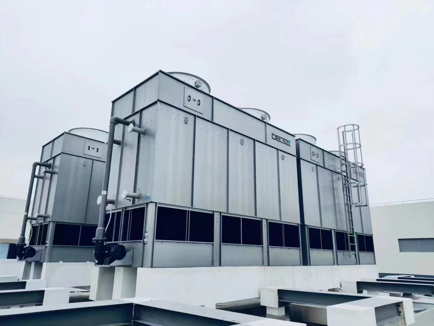 冷卻塔水溫變化對冷卻效果的影響(冷卻塔水溫和制冷效果的有什么關系)(冷卻塔水溫與環境溫度差多少)